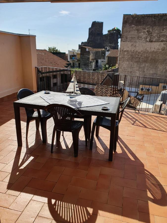 Charme In Aci Castello Apartment Exterior photo