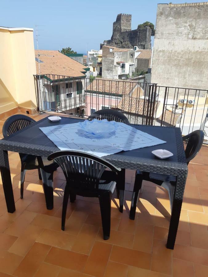 Charme In Aci Castello Apartment Exterior photo
